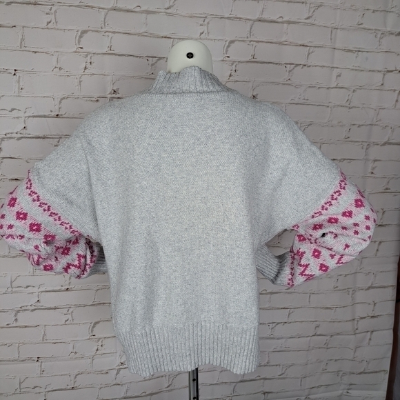 cupcake and Cashmere Cable Nordic Knit sweater - Picture 7 of 12